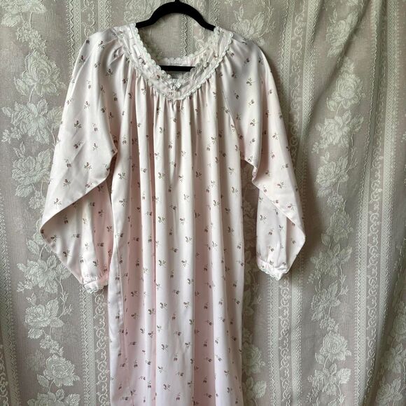 Aria Women's Pink Maxi Nightgown - Picture 2 of 8